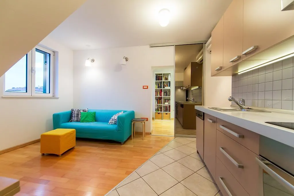 Miss. Monroe Apartment Split